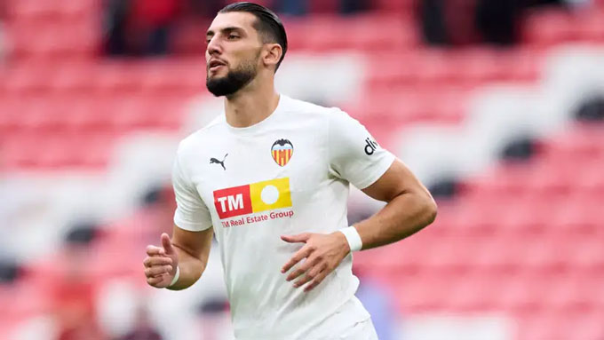 Rafa Mir vừa ghi bàn cho Valencia