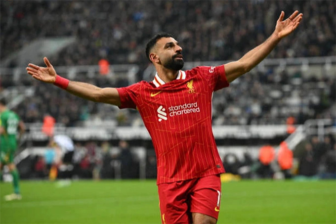 Salah có 100 đường kiến tạo trong màu áo Liverpool