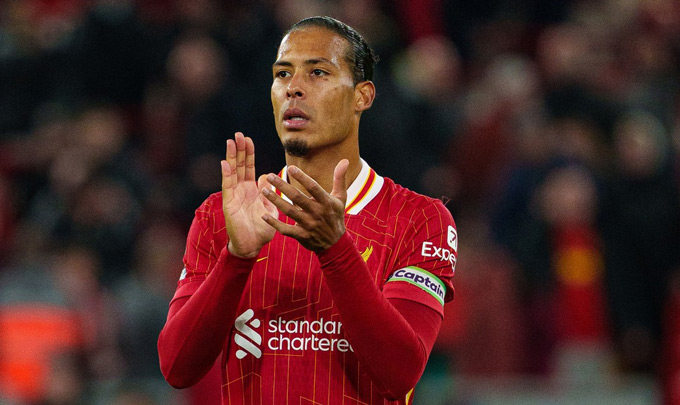 Van Dijk đã phải cày ải rất nhiều từ đầu mùa