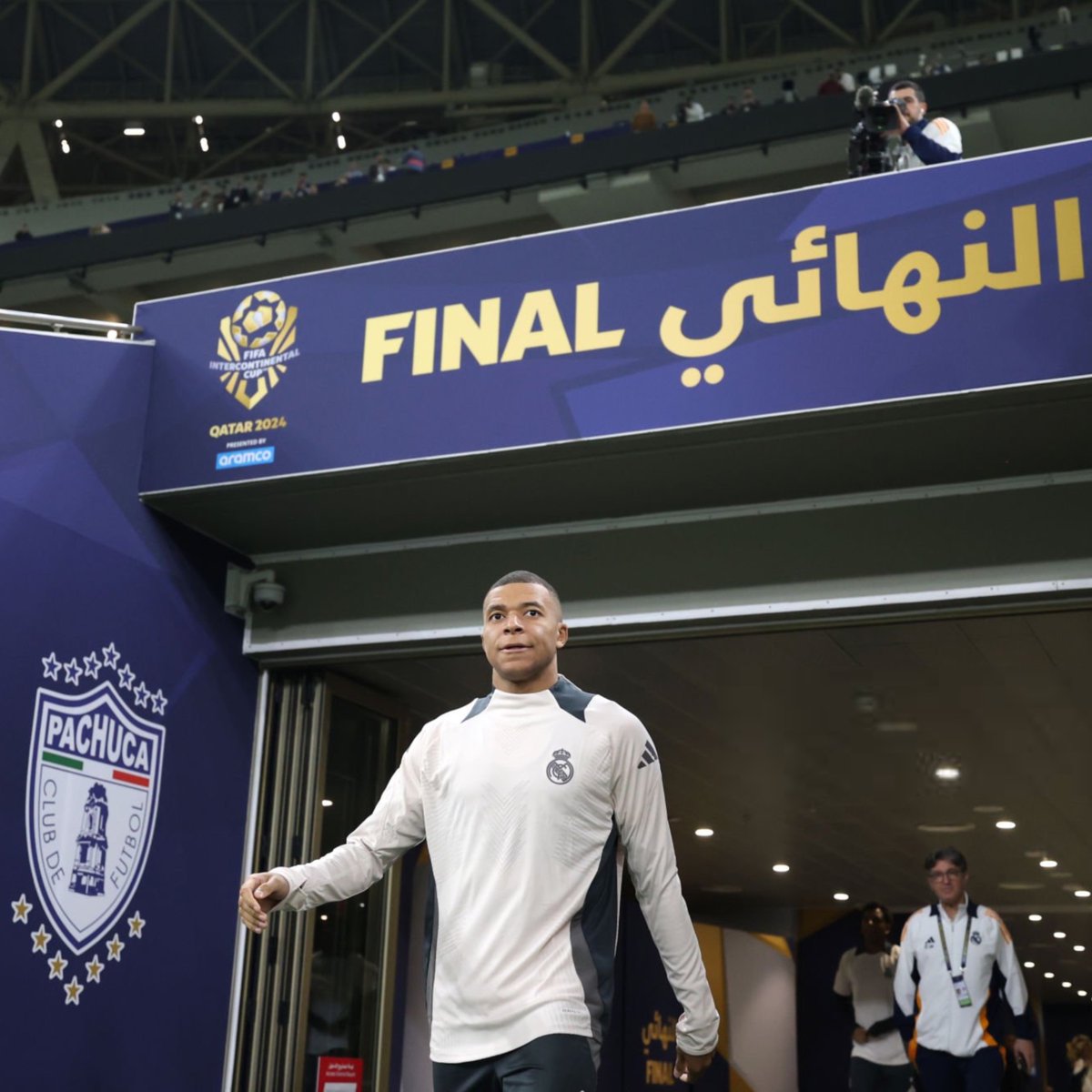 Hôm nay, đúng hai năm sau, Mbappe sẽ thi đấu ở Lusail