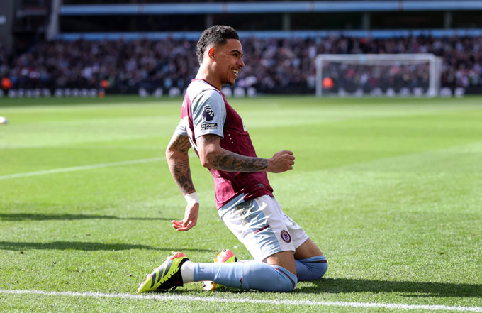 Rogers đã đá chính mọi trận từ đầu mùa tại Aston Villa