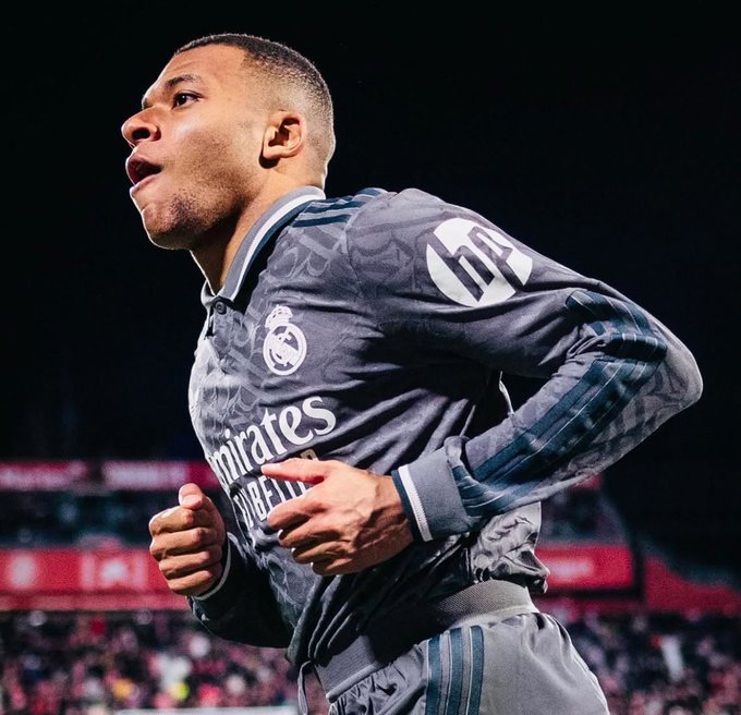 Mbappe khẳng định sẽ mang tới niềm tin dành cho NHM