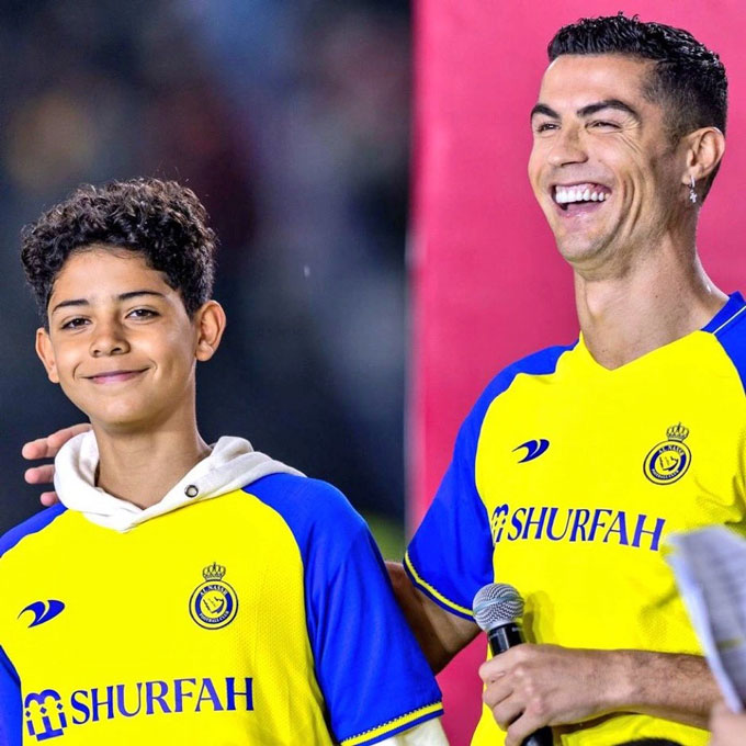 Ronaldo muốn được thi đấu cùng con trai Cristiano Jr