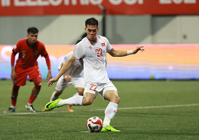 ĐT Việt Nam thắng 2-0 Singapore ở lượt đi bán kết - Ảnh: Hoàng Ca 