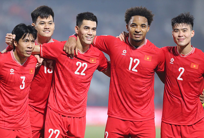 ĐT Việt Nam được treo thưởng 2 tỷ đồng nếu vô địch AFF Cup 2024 - Ảnh: Đức Cường