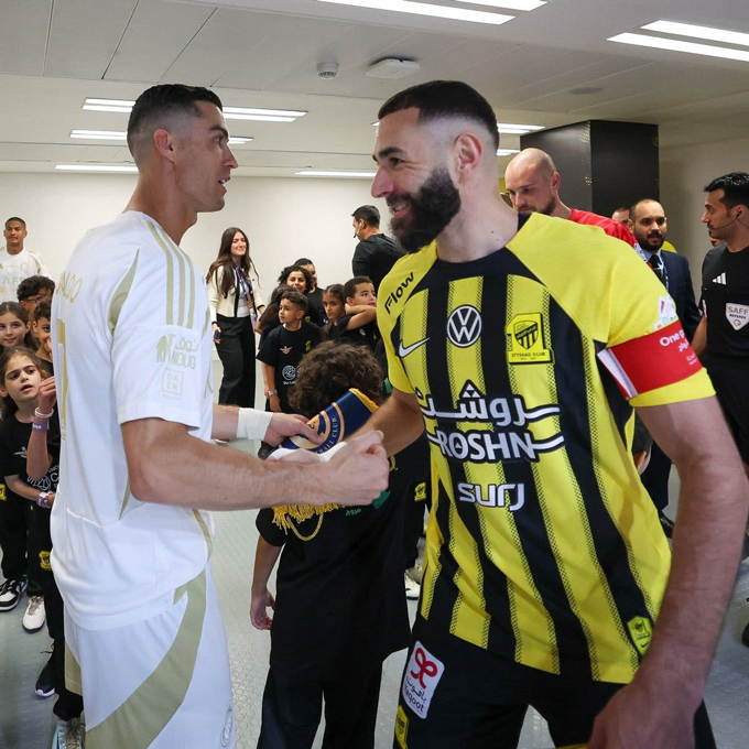 Ronaldo có thể thành đồng đội của Benzema