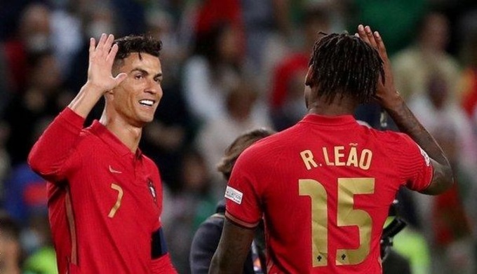 Leao từng ám chỉ đồng đội Cristiano Ronaldo ở ĐT Bồ Đào Nha là kẻ ích kỷ