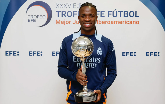 Vinicius nhận giải thưởng cầu thủ Mỹ Latinh xuất sắc nhất năm 2024