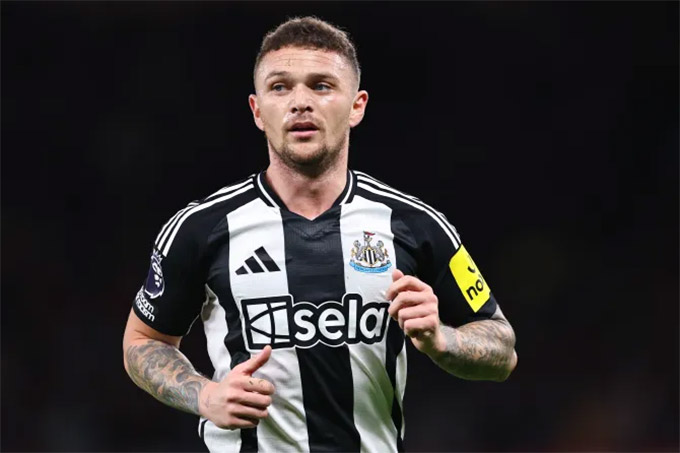 Newcastle sẵn sàng bán Trippier ngay trong phiên chợ Đông này