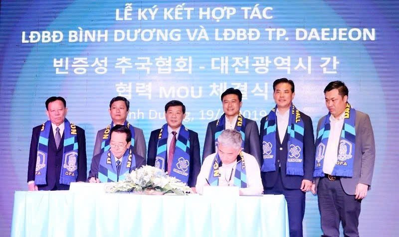 Liên đoàn bóng đá Bình Dương và Liên đoàn Bóng đá Daejeon đã ký kết thoả thuận hợp tác phát triển bóng đá từ năm 2019