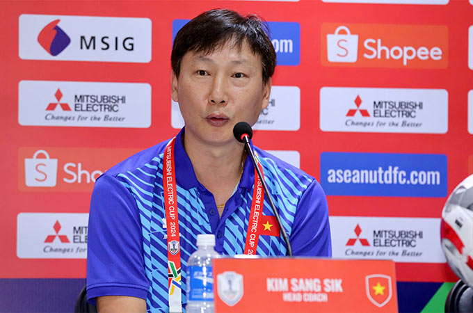 HLV Kim Sang Sik hạ quyết tâm thắng Thái Lan ngay trên sân khách để vô địch AFF Cup 2024 