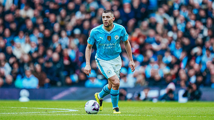 Fan Man City không hài lòng với Kovacic