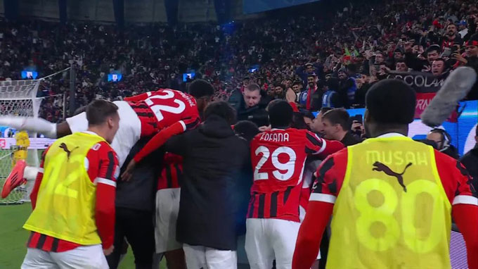 Milan có màn lội ngược dòng ngoạn mục