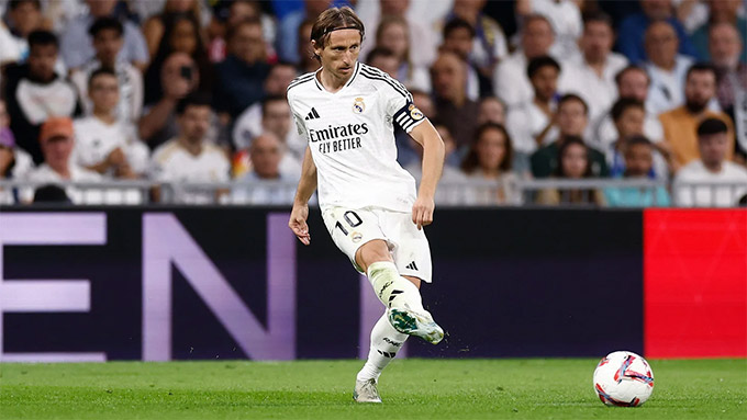 Modric bị nhiễm trùng do virus