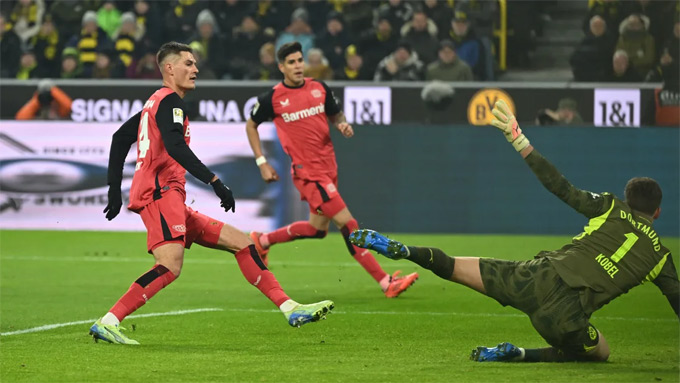 Leverkusen ghi 3 bàn vào lưới Dortmund chỉ sau 18 phút