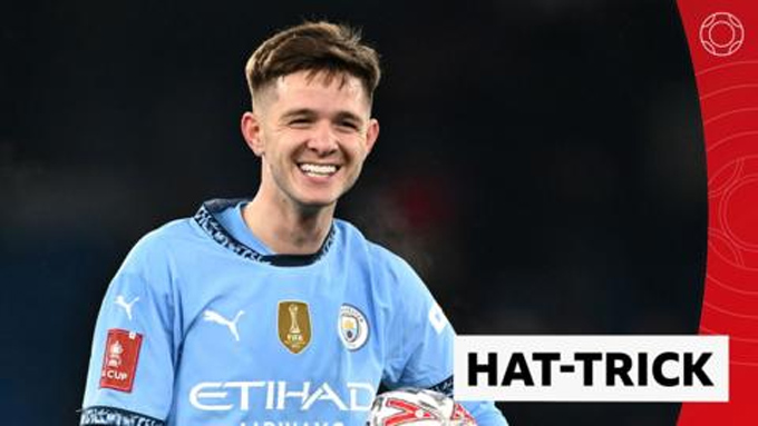 McAtee lập hat-trick giúp Man City đại thắng Salford