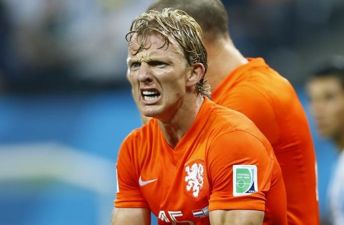 Dirk Kuyt được đồn đoán sẽ làm HLV tiền đạo tại ĐT Indonesia