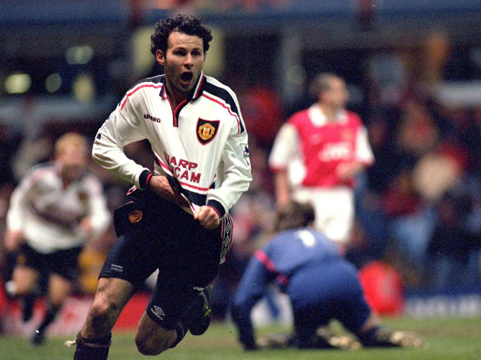 MU từng đánh bại Arsenal đầy kịch tính tại bán kết FA Cup 1999 với siêu phẩm của Giggs