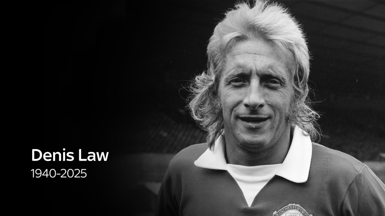 Vĩnh biệt Denis Law - cậu bé mắt lác