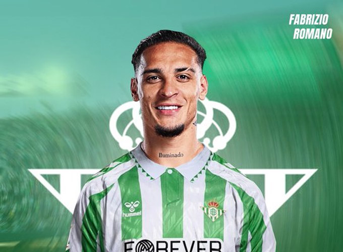 Antony rời MU gia nhập Real Betis