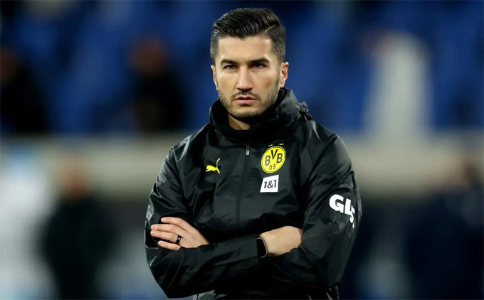 Sahin bị sa thải sau chuỗi trận bết bát của Dortmund