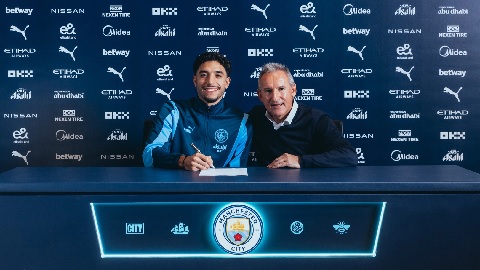 Man City chiêu mộ thành công Omar Marmoush