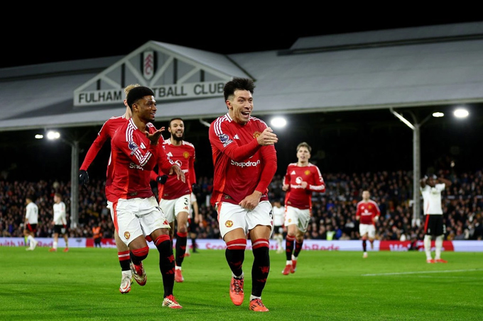 Lisandro Martinez ghi bàn duy nhất giúp MU giành 3 điểm trên sân của Fulham