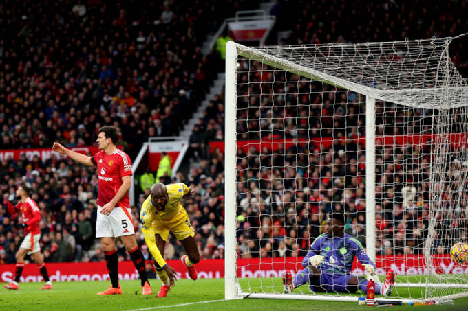 Mateta lập cú đúp ở trận MU vs Palace