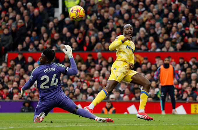  Mateta giúp Crystal Palace hạ gục MU