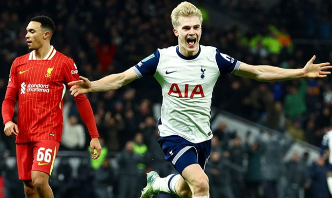 Tottenham thắng sát nút Liverpool 1-0 ở lượt đi