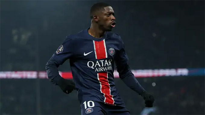 Dembele đang lướt trên sân cỏ với những tuyệt phẩm