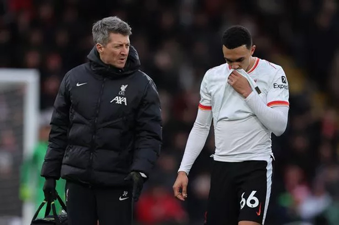 Alexander-Arnold là một trong số ít cầu thủ của Liverpool phải vắng mặt vì chấn thương