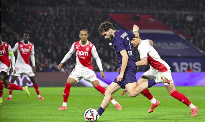 Kvaratskhelia thích nghi rất tốt và sẵn sàng đá ở Champions League cho PSG