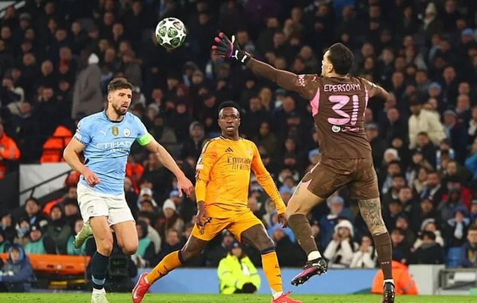 Ederson đã chơi không tốt trước Real Madrid