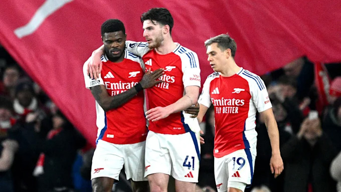 Arsenal quyết tâm vượt khó với 3 điểm