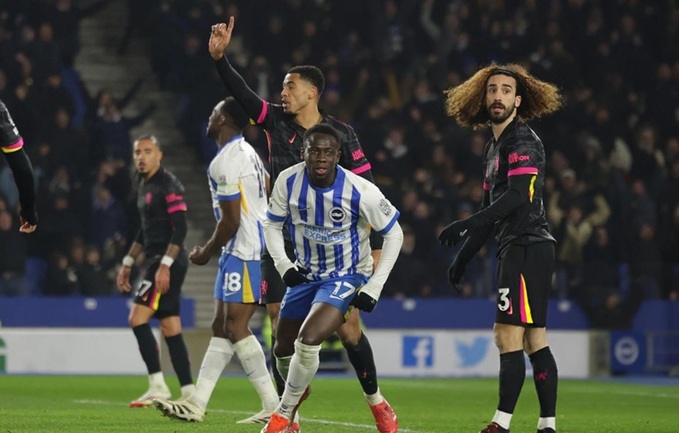 Chelsea thua sấp mặt 0-3 trên sân của Brighton ở vòng 25 giải Ngoại hạng Anh