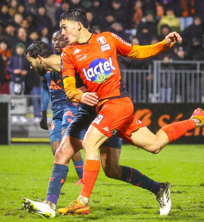 Aymeric Faurand-Tournaire đã có lần đầu tiên được ra sân tại đấu trường Ligue 2