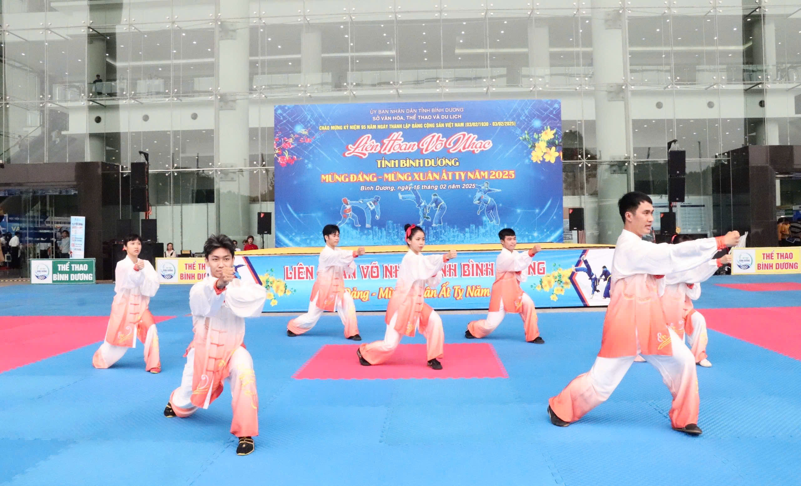 Tiết mục biểu diễn của môn Wushu