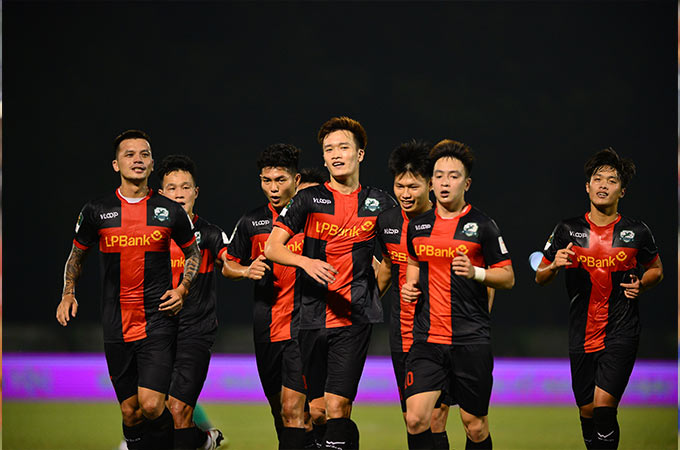 Ninh Bình gần như nắm trong tay 1 vé lên V.League mùa tới 