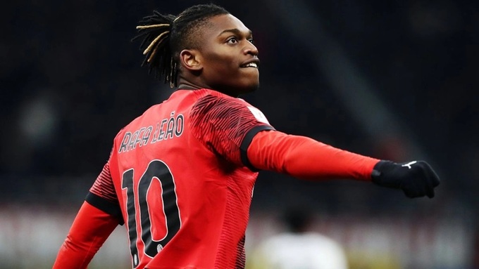 Rafael Leao của Milan cũng là một trong những phương án được Barca cân nhắc