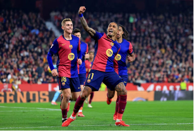 Sau tháng 11 và 12 năm 2024 thi đấu thất vọng, Barca đã bùng nổ từ đầu năm 2025