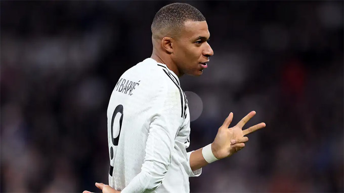 Mbappe lập hat-trick giúp Real nghiền nát Man City