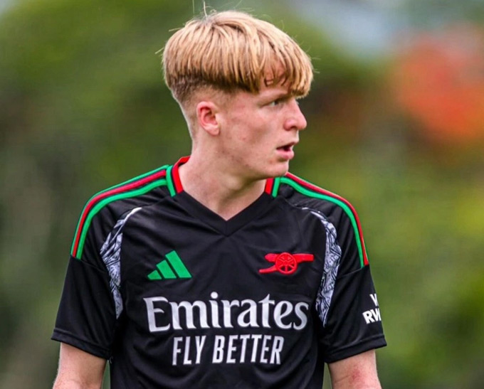 Callan Hamill từng tập luyện với đội U18 Arsenal