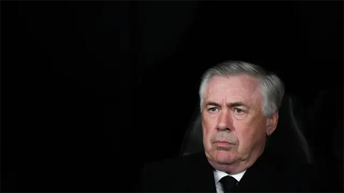 Real Madrid của Ancelotti thiệt đơn thiệt kép