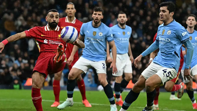 Man City thua thảm trước Liverpool