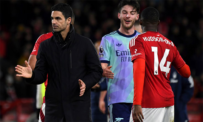 Arteta lấy gì để đua vô địch với Liverpool lúc này?