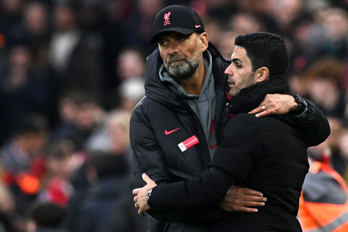 Klopp và Arteta từng tuyên bố muốn có một đội hình nhỏ để dễ quản lý