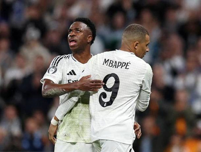 Mbappe và Vinicius có ngày thi đấu không tốt