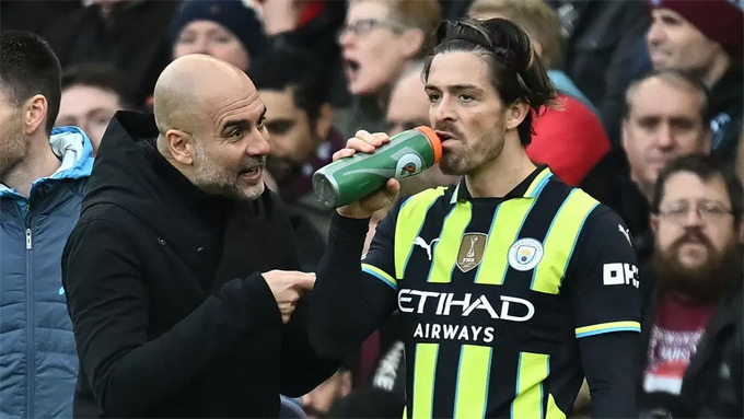 HLV Guardiola bênh vực Grealish khi bị phát hiện tới hộp đêm