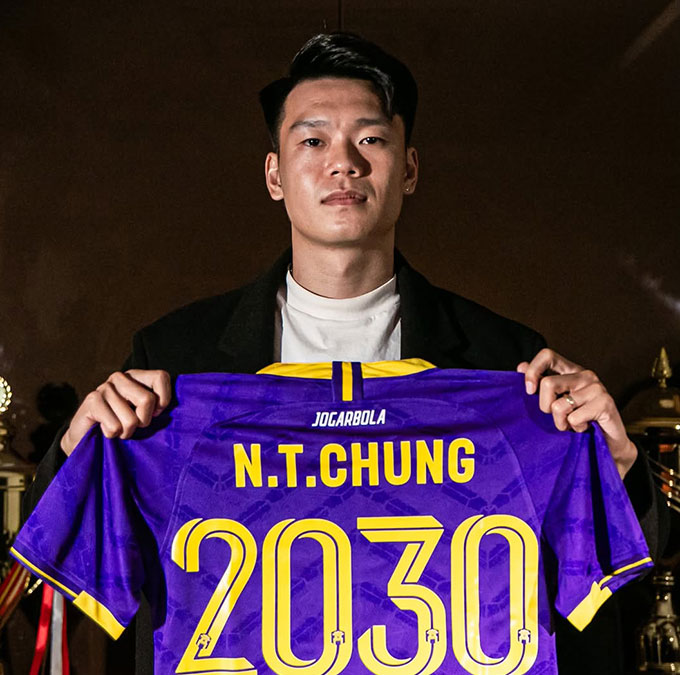 Thành Chung ở lại CLB Hà Nội đến hết năm 2030 - Ảnh: Hà Nội FC 